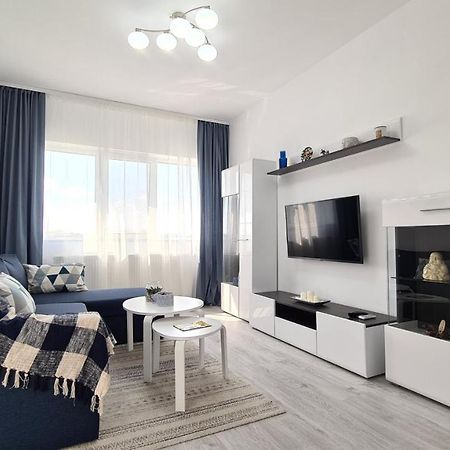 Bright Stylish Apartment In Pitesti פיטסטי מראה חיצוני תמונה